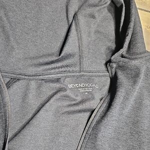 Beyond Yoga Charcoal Gray Athletic Hoodie